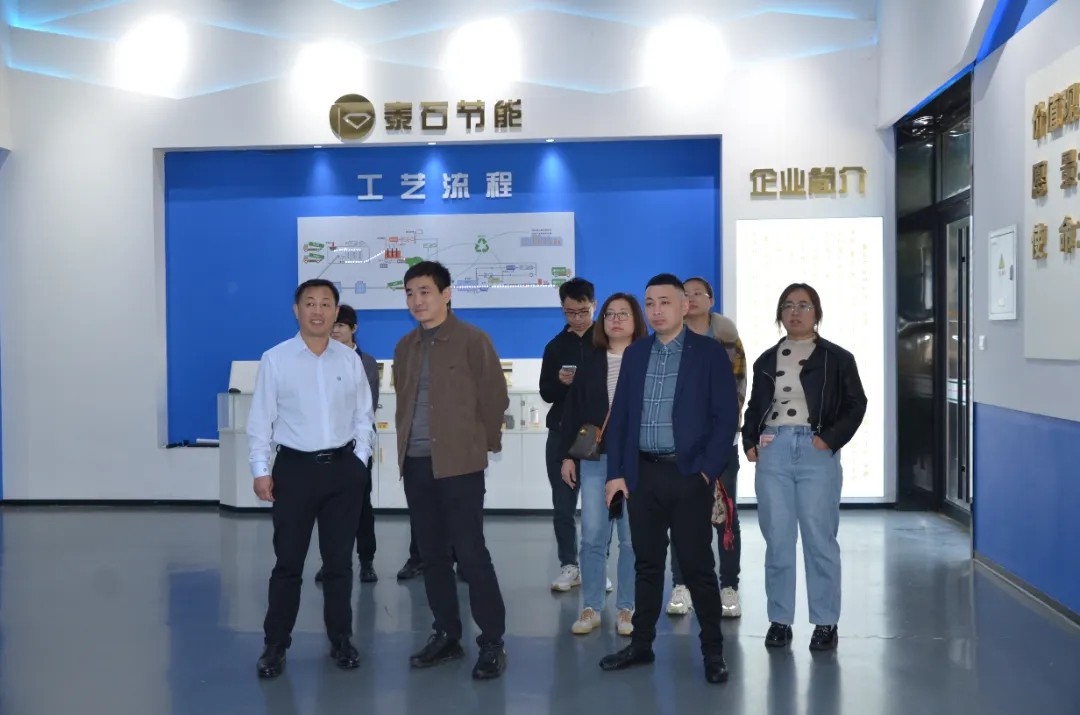 2.webp.jpg 2.webp.jpg